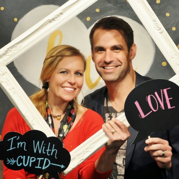 Meet your Posher, Jodee - Picture 1 of 1